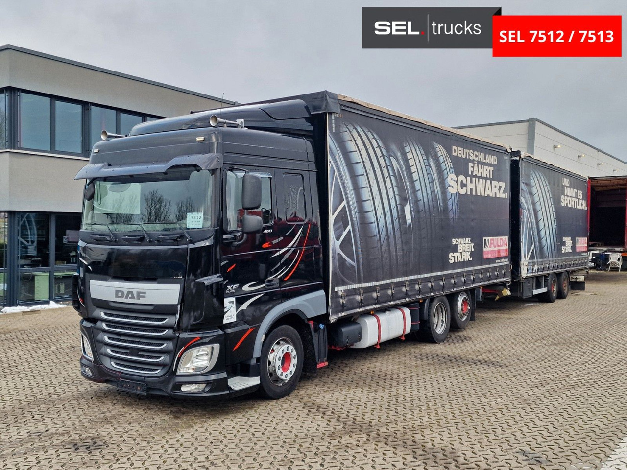 DAF XF 460 FAR / ZF Intarder / Durchladezug - Kamion me tendë: foto 1 DAF XF 460 FAR / ZF Intarder / Durchladezug - Kamion me tendë: foto 1