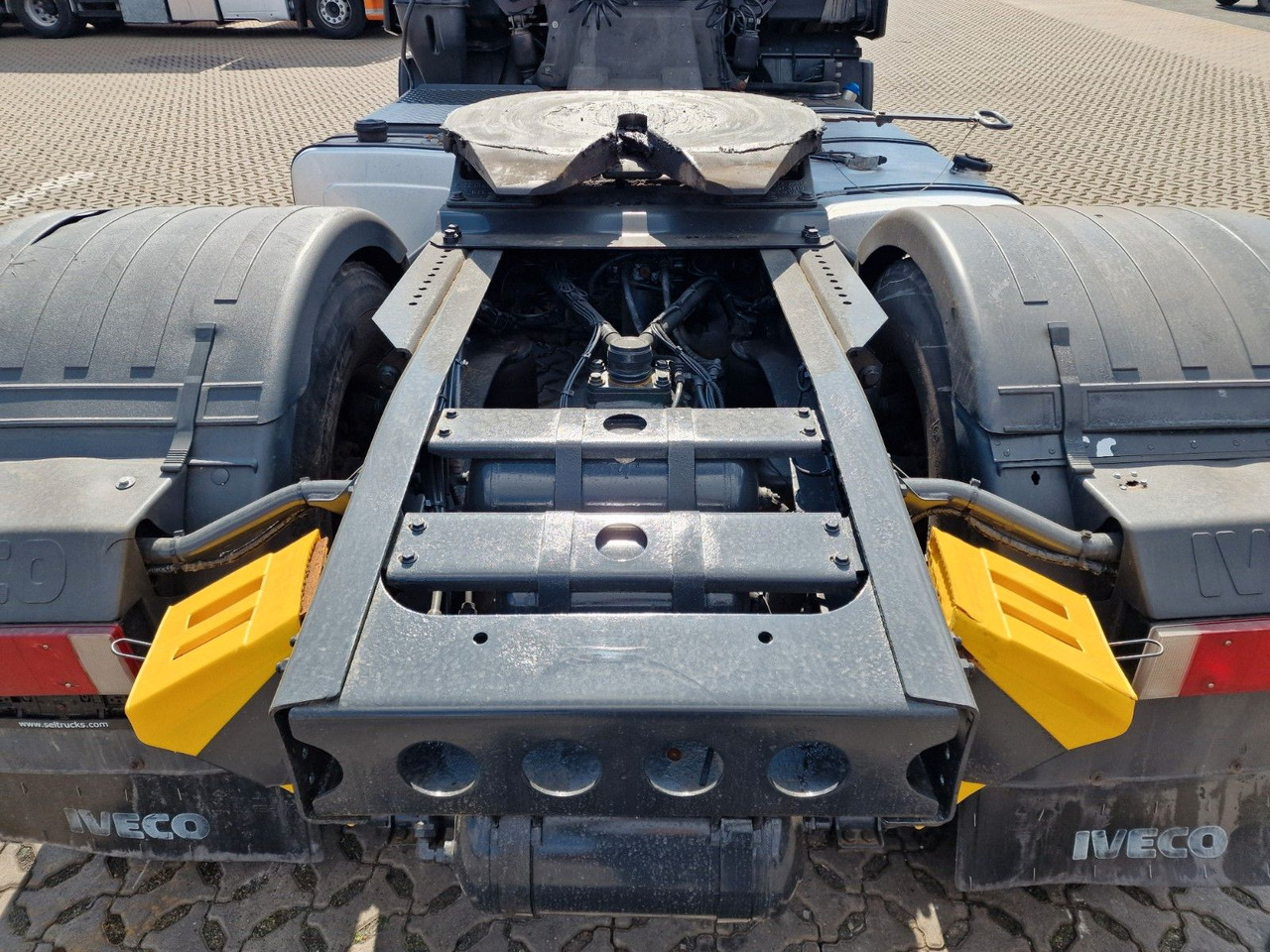 Gjysmë-kamion Iveco Stralis 420 / Nebenabtrieb / Kipphydraulik / LOF: foto 9 Gjysmë-kamion Iveco Stralis 420 / Nebenabtrieb / Kipphydraulik / LOF: foto 9