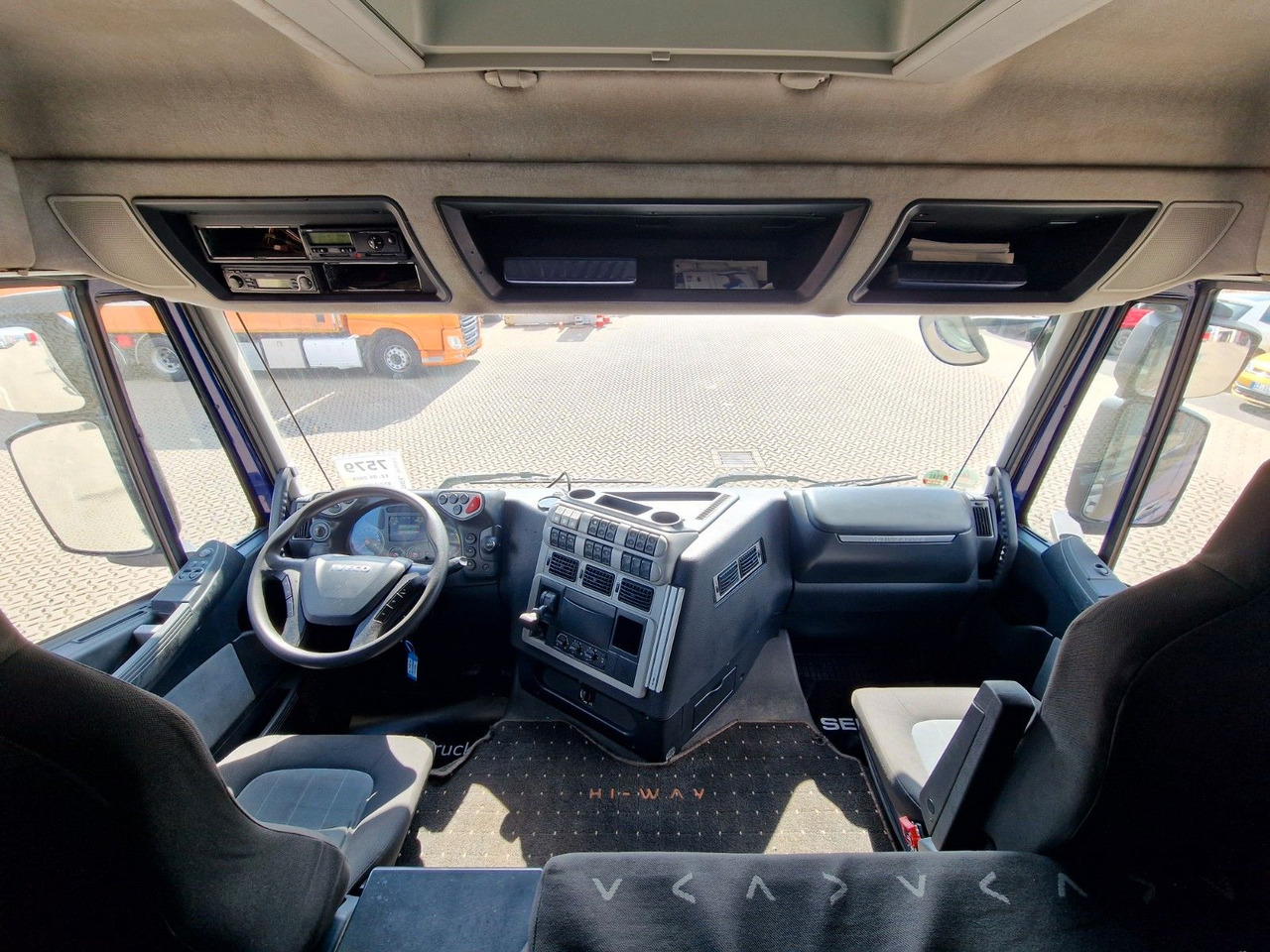 Gjysmë-kamion Iveco Stralis 420 / Nebenabtrieb / Kipphydraulik / LOF: foto 21 Gjysmë-kamion Iveco Stralis 420 / Nebenabtrieb / Kipphydraulik / LOF: foto 21