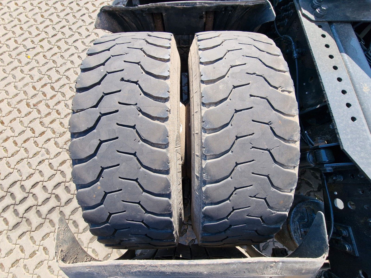 Gjysmë-kamion Iveco Stralis 420 / Nebenabtrieb / Kipphydraulik / LOF: foto 29 Gjysmë-kamion Iveco Stralis 420 / Nebenabtrieb / Kipphydraulik / LOF: foto 29