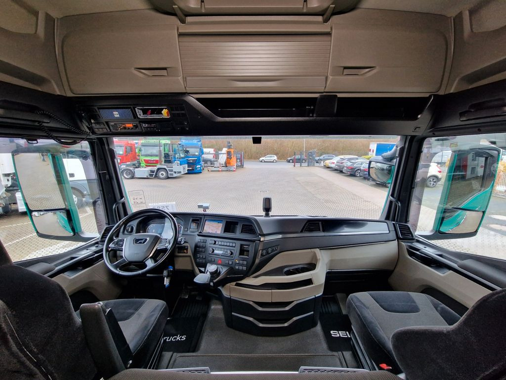 Gjysmë-kamion MAN TGX 18.510 4x2 LL SA / Retarder / Hubkupplung MAN TGX 18.510 4x2 LL SA / Retarder / Hubkupplung: foto 21 Gjysmë-kamion MAN TGX 18.510 4x2 LL SA / Retarder / Hubkupplung MAN TGX 18.510 4x2 LL SA / Retarder / Hubkupplung: foto 21