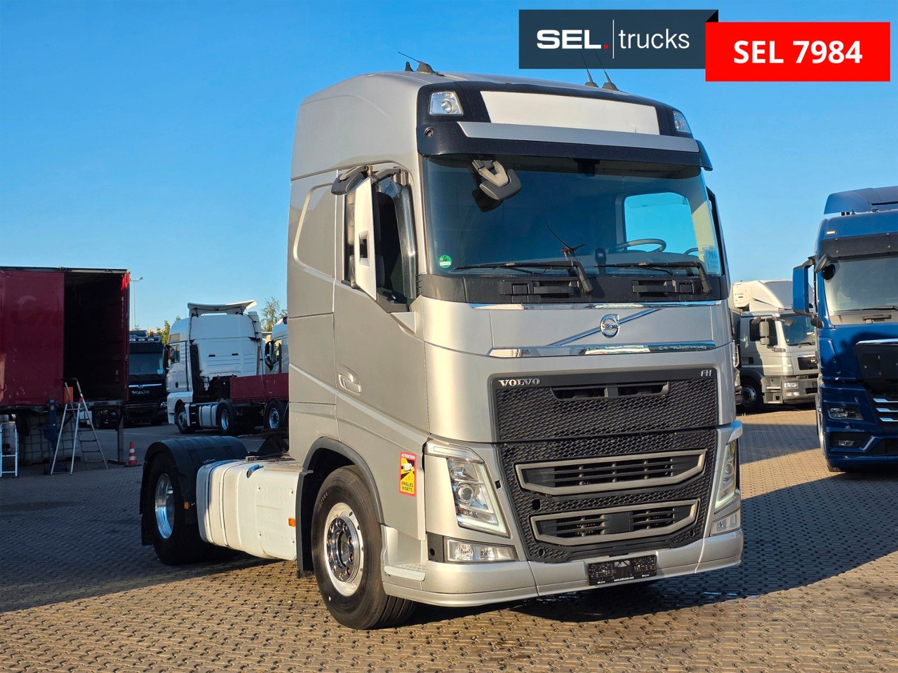 Volvo FH 460 / Nebenabtrieb / Standklimaanlage - Gjysmë-kamion: foto 3 Volvo FH 460 / Nebenabtrieb / Standklimaanlage - Gjysmë-kamion: foto 3