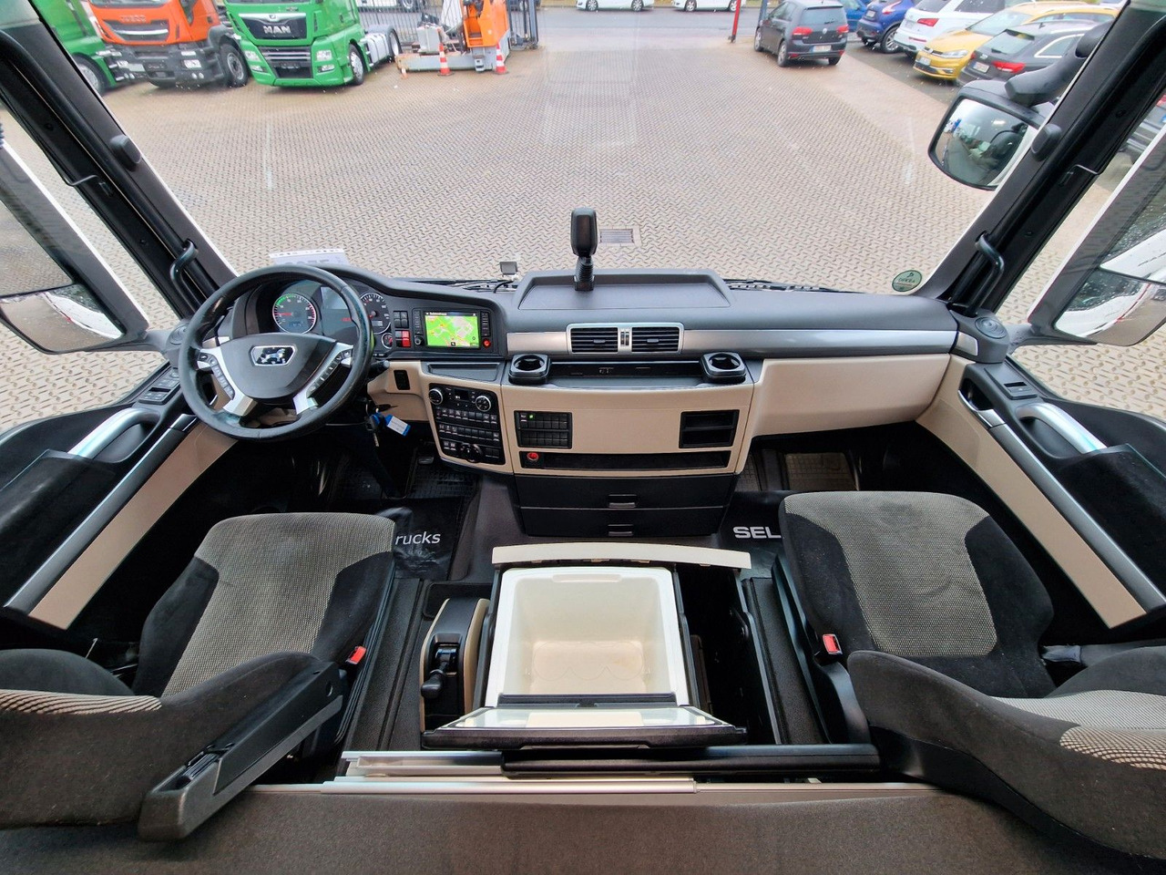 Kamion me tendë MAN TGX 18.470 4X2 LL/Intarder/Aluklap./Durchlade/6D: foto 17