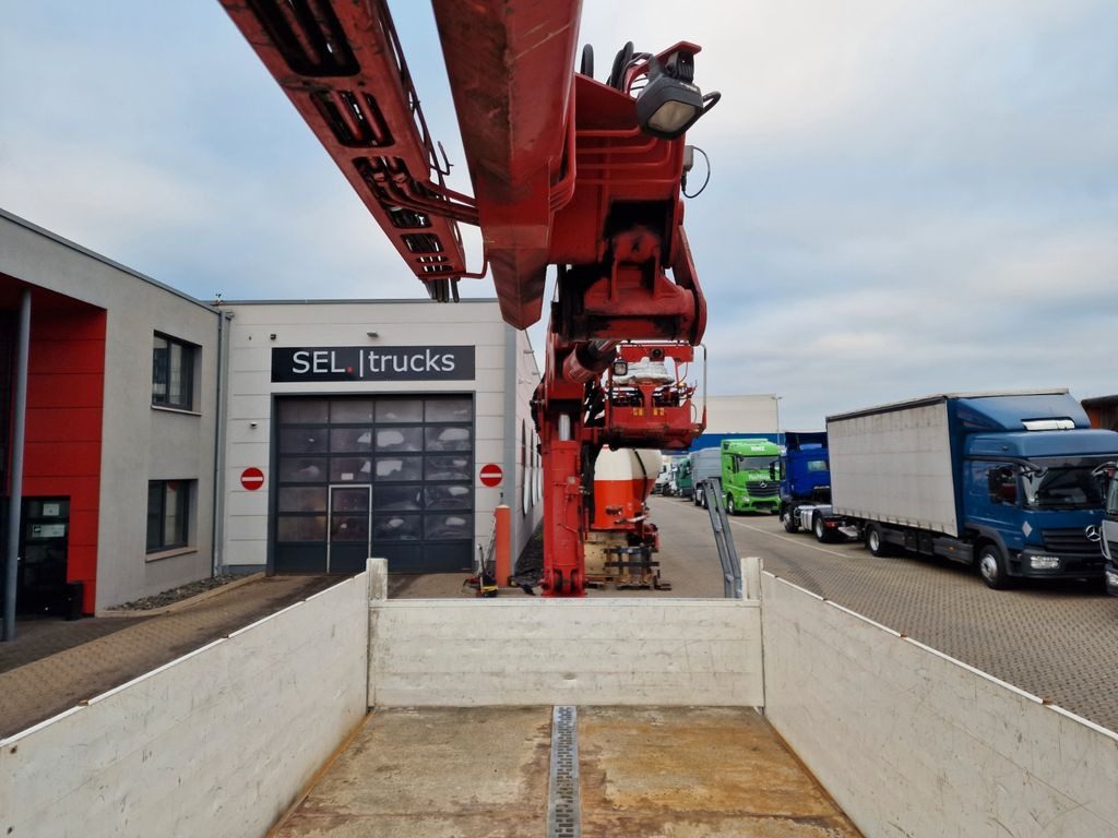 Kamion me karroceri të hapur, Kamion me vinç Mercedes-Benz Antos 1832 / MKG Kran: foto 13 Kamion me karroceri të hapur, Kamion me vinç Mercedes-Benz Antos 1832 / MKG Kran: foto 13