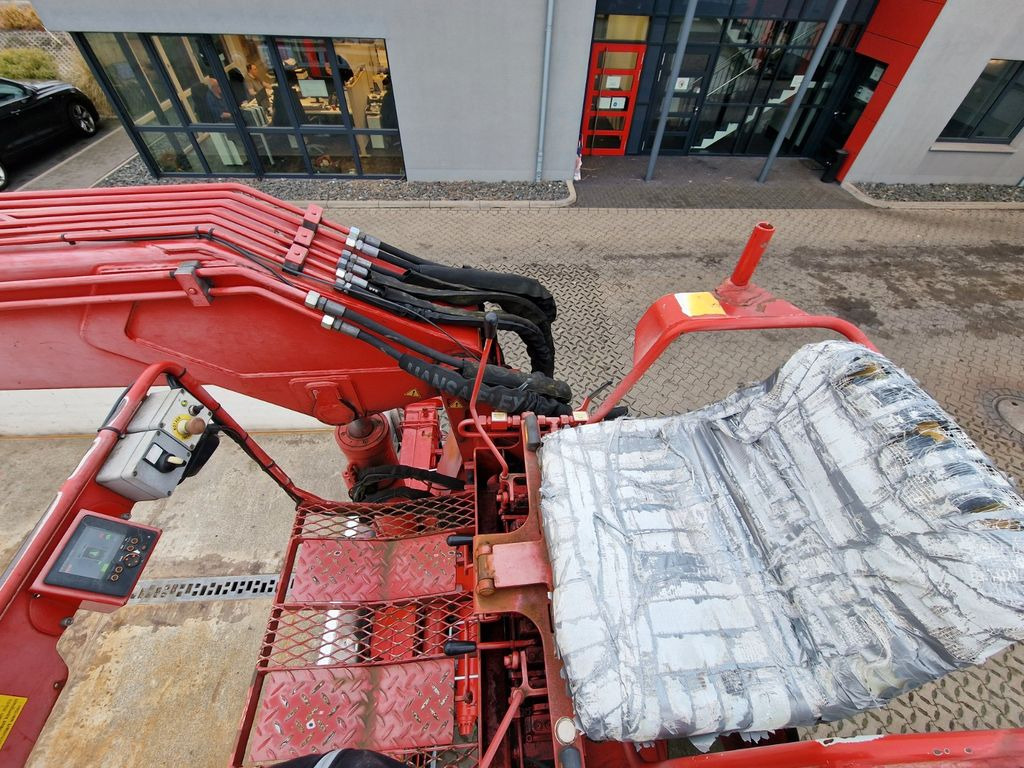 Kamion me karroceri të hapur, Kamion me vinç Mercedes-Benz Antos 1832 / MKG Kran: foto 15 Kamion me karroceri të hapur, Kamion me vinç Mercedes-Benz Antos 1832 / MKG Kran: foto 15