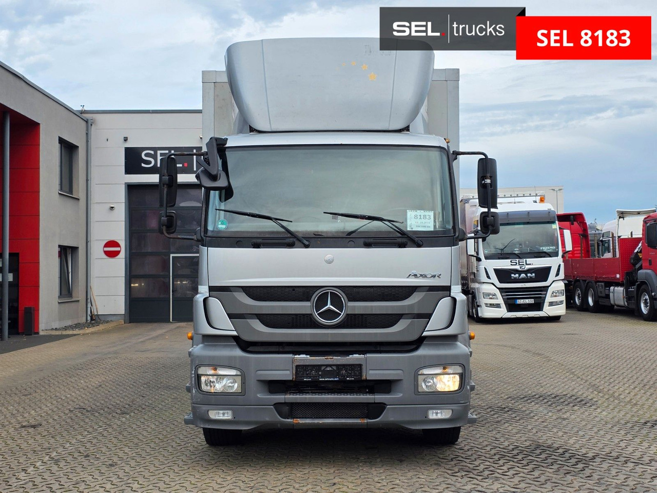 Mercedes-Benz Axor 1826 / Ladebordwand / Carrier Supra 1250 Mt - Kamion frigorifer: foto 2 Mercedes-Benz Axor 1826 / Ladebordwand / Carrier Supra 1250 Mt - Kamion frigorifer: foto 2