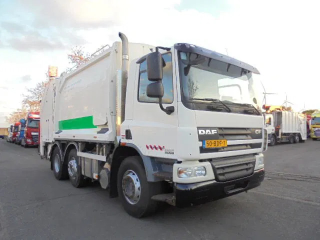 DAF CF 250 - Kamion mbeturinash: foto 3 DAF CF 250 - Kamion mbeturinash: foto 3
