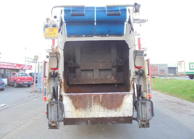 DAF CF 250 - Kamion mbeturinash: foto 5 DAF CF 250 - Kamion mbeturinash: foto 5
