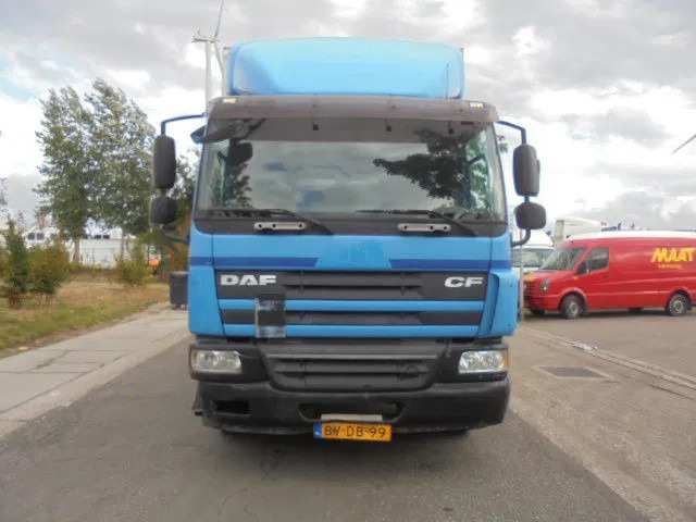DAF CF 65 220 NL KENTEKEN - Kamion vagonetë: foto 2 DAF CF 65 220 NL KENTEKEN - Kamion vagonetë: foto 2