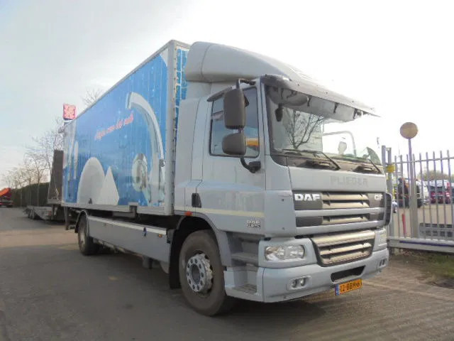 DAF CF 75 360 NL TRUCK - Transportjer kontejnerësh/ Kamion me karroceri të çmontueshme: foto 3 DAF CF 75 360 NL TRUCK - Transportjer kontejnerësh/ Kamion me karroceri të çmontueshme: foto 3