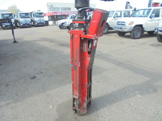 DAF FAN CF75-250 6X2 - Kamion mbeturinash: foto 5 DAF FAN CF75-250 6X2 - Kamion mbeturinash: foto 5