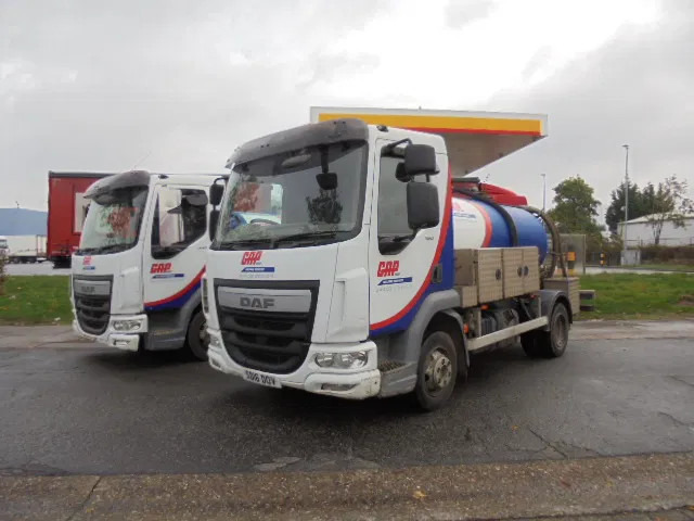 DAF LF 180 FA - Kamion me vakuum: foto 1 DAF LF 180 FA - Kamion me vakuum: foto 1