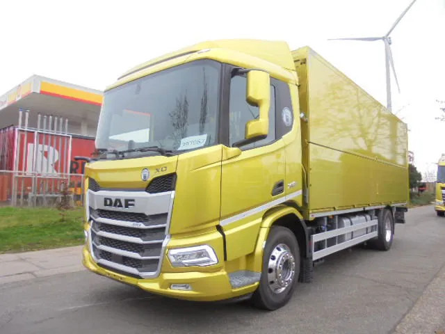 DAF XD 370 FA DEMO MET FABRIEKS GARANTIE - Kamion vagonetë: foto 1 DAF XD 370 FA DEMO MET FABRIEKS GARANTIE - Kamion vagonetë: foto 1