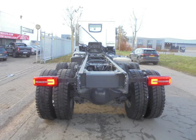 DAF XDC 450 8X4 DEMO UNUSED RHD - Kamion kabinë-shasi: foto 5 DAF XDC 450 8X4 DEMO UNUSED RHD - Kamion kabinë-shasi: foto 5