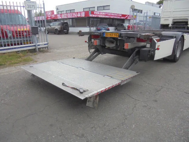 DAF XF 105 410 NL truck - Transportjer kontejnerësh/ Kamion me karroceri të çmontueshme: foto 4 DAF XF 105 410 NL truck - Transportjer kontejnerësh/ Kamion me karroceri të çmontueshme: foto 4