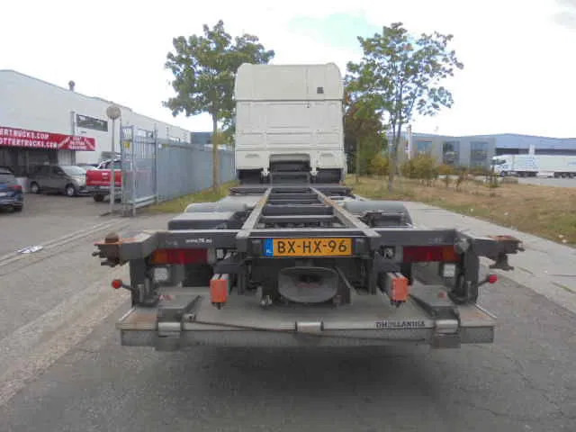 DAF XF 105 410 NL truck - Transportjer kontejnerësh/ Kamion me karroceri të çmontueshme: foto 5 DAF XF 105 410 NL truck - Transportjer kontejnerësh/ Kamion me karroceri të çmontueshme: foto 5