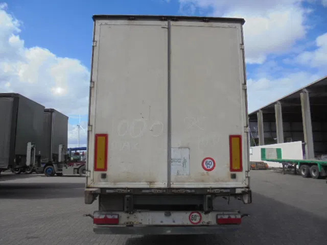 Fruehauf T39B AKSEL BPW DISC - Gjysmë rimorkio me tendë: foto 5 Fruehauf T39B AKSEL BPW DISC - Gjysmë rimorkio me tendë: foto 5