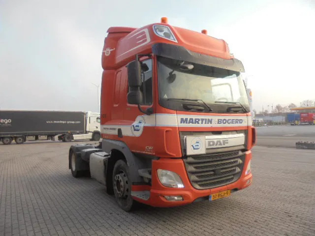 DAF CF 370 NL TRUCK - Gjysmë-kamion: foto 3 DAF CF 370 NL TRUCK - Gjysmë-kamion: foto 3