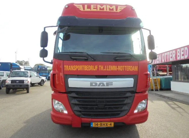 DAF CF 440 - Gjysmë-kamion: foto 2 DAF CF 440 - Gjysmë-kamion: foto 2