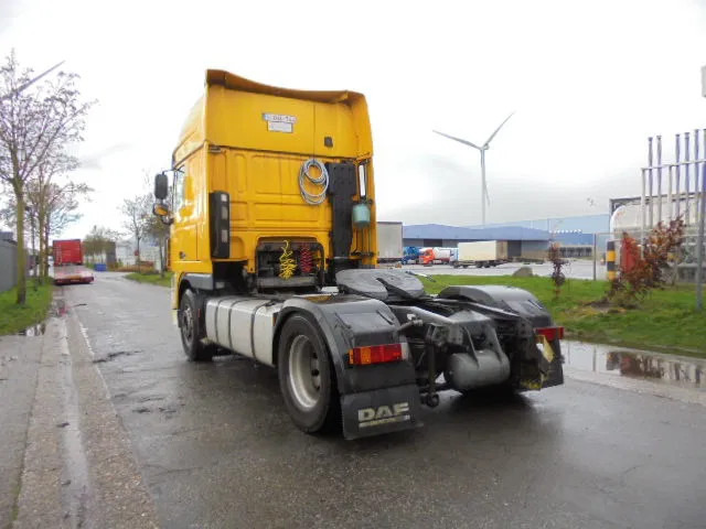 DAF XF 105.410 EURO 5 - Gjysmë-kamion: foto 5 DAF XF 105.410 EURO 5 - Gjysmë-kamion: foto 5
