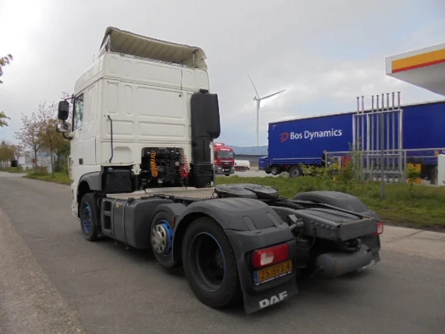 DAF XF 410 6X2 - Gjysmë-kamion: foto 5 DAF XF 410 6X2 - Gjysmë-kamion: foto 5