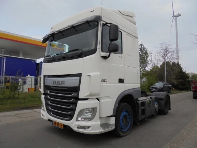 DAF XF 410 6X2 - Gjysmë-kamion: foto 1 DAF XF 410 6X2 - Gjysmë-kamion: foto 1