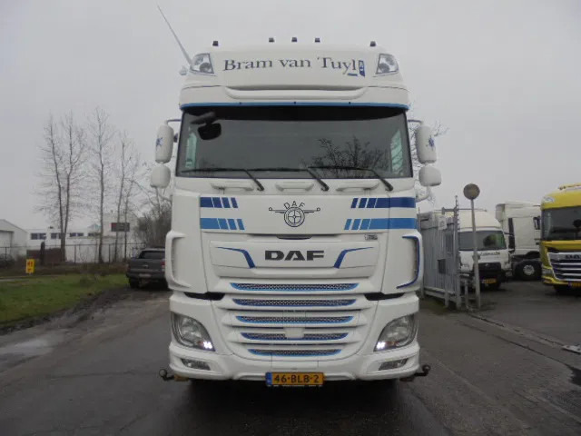 DAF XF 430 NL TRUCK - Gjysmë-kamion: foto 2 DAF XF 430 NL TRUCK - Gjysmë-kamion: foto 2