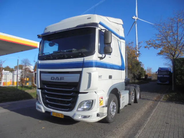 DAF XF 440 6X2 + HYDROSET TUV 10-2026 - Gjysmë-kamion: foto 1 DAF XF 440 6X2 + HYDROSET TUV 10-2026 - Gjysmë-kamion: foto 1
