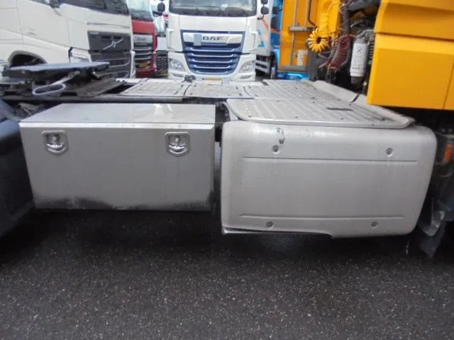 DAF XF 440 - Gjysmë-kamion: foto 4 DAF XF 440 - Gjysmë-kamion: foto 4