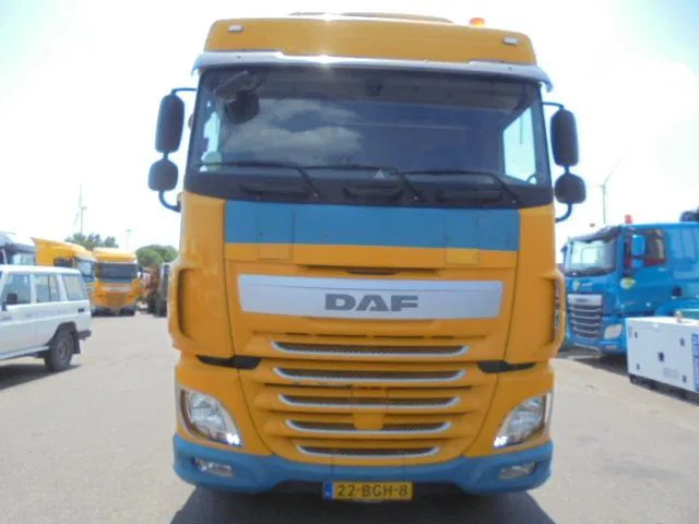 DAF XF 440 - Gjysmë-kamion: foto 2 DAF XF 440 - Gjysmë-kamion: foto 2