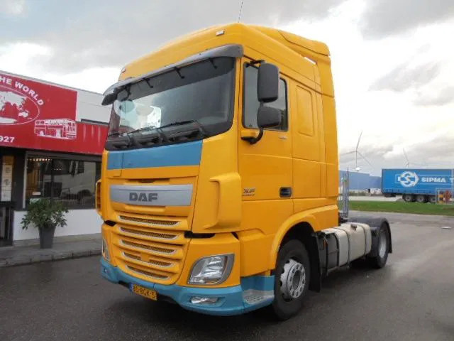 DAF XF 440 - Gjysmë-kamion: foto 1 DAF XF 440 - Gjysmë-kamion: foto 1