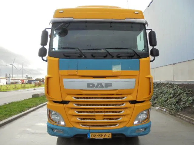 DAF XF 440 - Gjysmë-kamion: foto 2 DAF XF 440 - Gjysmë-kamion: foto 2