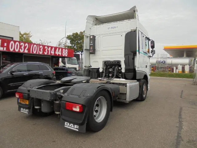 DAF XF 440 EURO 6 - Gjysmë-kamion: foto 4 DAF XF 440 EURO 6 - Gjysmë-kamion: foto 4