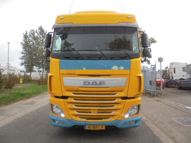 DAF XF 440 NL TRUCK - Gjysmë-kamion: foto 2 DAF XF 440 NL TRUCK - Gjysmë-kamion: foto 2