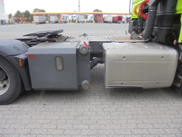 Gjysmë-kamion DAF XF 440 RTI COMPRESSOR NL TRUCK APK 05-26: foto 19 Gjysmë-kamion DAF XF 440 RTI COMPRESSOR NL TRUCK APK 05-26: foto 19