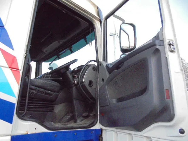 Gjysmë-kamion DAF XF 460 6X2 RHD: foto 6