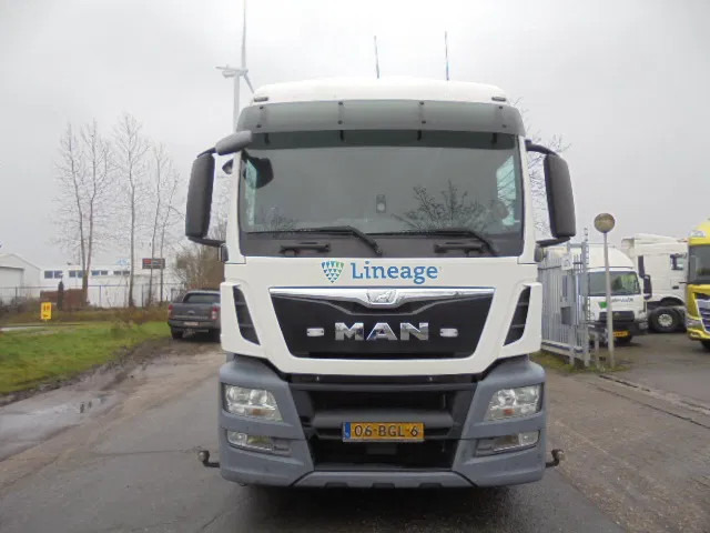MAN TGS 18.440 BLS NL TRUCK - Gjysmë-kamion: foto 2 MAN TGS 18.440 BLS NL TRUCK - Gjysmë-kamion: foto 2