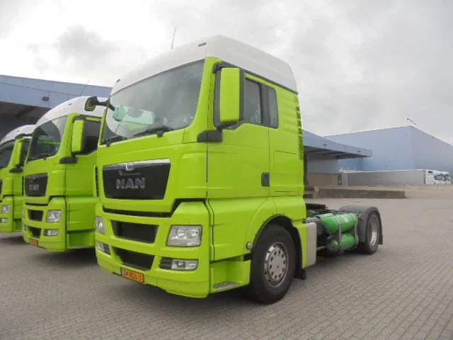 MAN TGX 18.400 COMPRESSOR + HYDRO NL TRUCK - Gjysmë-kamion: foto 1 MAN TGX 18.400 COMPRESSOR + HYDRO NL TRUCK - Gjysmë-kamion: foto 1