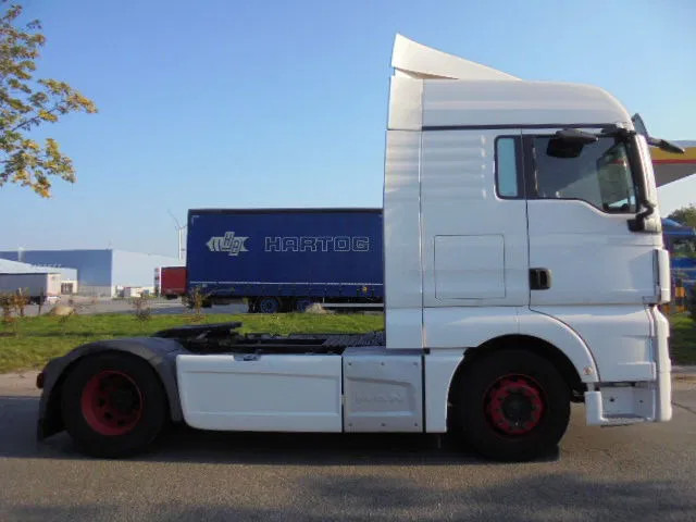 MAN TGX 18.400 XL - Gjysmë-kamion: foto 4 MAN TGX 18.400 XL - Gjysmë-kamion: foto 4