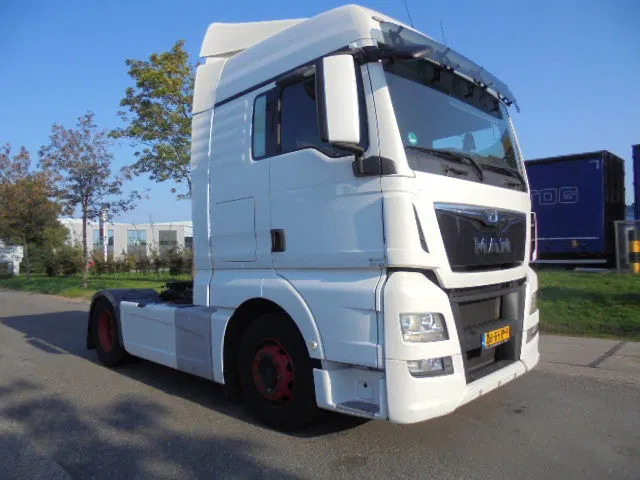 MAN TGX 18.400 XL - Gjysmë-kamion: foto 3 MAN TGX 18.400 XL - Gjysmë-kamion: foto 3
