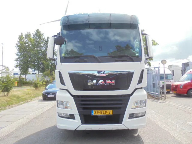 MAN TGX 26.500 XXL TUV APK 02-26 NL TRUCK 16X IN STOCK - Gjysmë-kamion: foto 2 MAN TGX 26.500 XXL TUV APK 02-26 NL TRUCK 16X IN STOCK - Gjysmë-kamion: foto 2