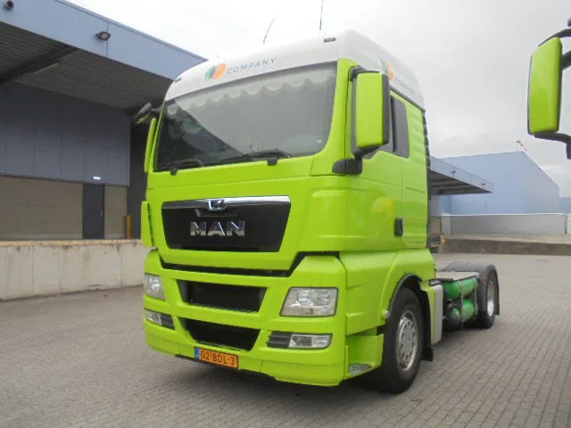 MAN TGX COMPRESSOR + HYDRO NL TRUCK - Gjysmë-kamion: foto 1 MAN TGX COMPRESSOR + HYDRO NL TRUCK - Gjysmë-kamion: foto 1