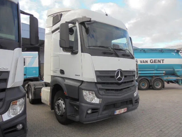 Mercedes-Benz Actros 1943 BELGIUM REGISTRATION TUV 05-2026 - Gjysmë-kamion: foto 3 Mercedes-Benz Actros 1943 BELGIUM REGISTRATION TUV 05-2026 - Gjysmë-kamion: foto 3