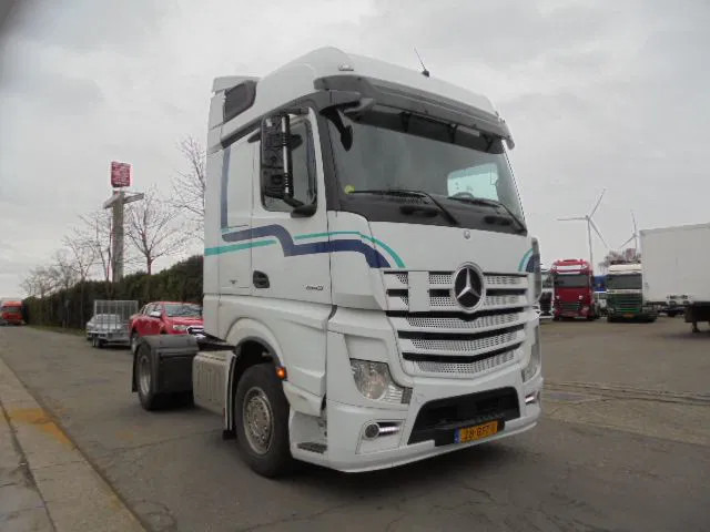Mercedes-Benz Actros 1943 LS - Gjysmë-kamion: foto 3 Mercedes-Benz Actros 1943 LS - Gjysmë-kamion: foto 3