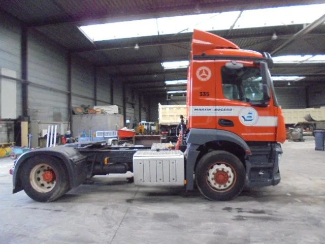 Mercedes-Benz Antos 1832 CABINE SCHADE - Gjysmë-kamion: foto 4 Mercedes-Benz Antos 1832 CABINE SCHADE - Gjysmë-kamion: foto 4