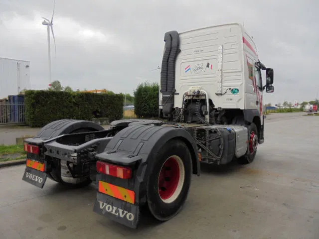 Volvo FM 12.420 EURO 6 - Gjysmë-kamion: foto 4 Volvo FM 12.420 EURO 6 - Gjysmë-kamion: foto 4