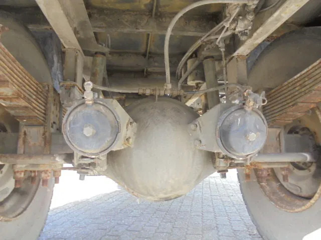 Kamioni DAF YA L 4442 DNT 4X4 FOR RESTORING OR PARTS: foto 13