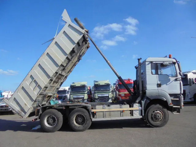 Kamion vetëshkarkues MAN TGA 26.430 BBS 6X6 KIEPER /TRACTOR: foto 7 Kamion vetëshkarkues MAN TGA 26.430 BBS 6X6 KIEPER /TRACTOR: foto 7