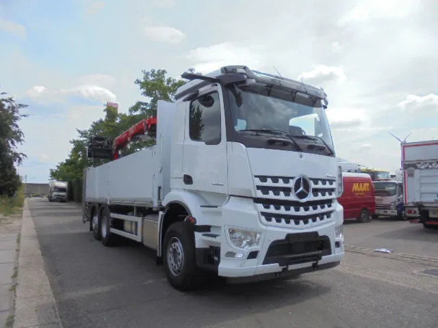 Mercedes-Benz Arocs 2545 + RETARDER 6X2 NEW /DEMO - Kamion me vinç: foto 5 Mercedes-Benz Arocs 2545 + RETARDER 6X2 NEW /DEMO - Kamion me vinç: foto 5