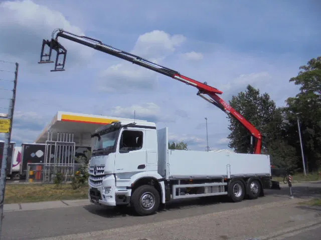 Mercedes-Benz Arocs 2545 + RETARDER 6X2 NEW /DEMO - Kamion me vinç: foto 1 Mercedes-Benz Arocs 2545 + RETARDER 6X2 NEW /DEMO - Kamion me vinç: foto 1